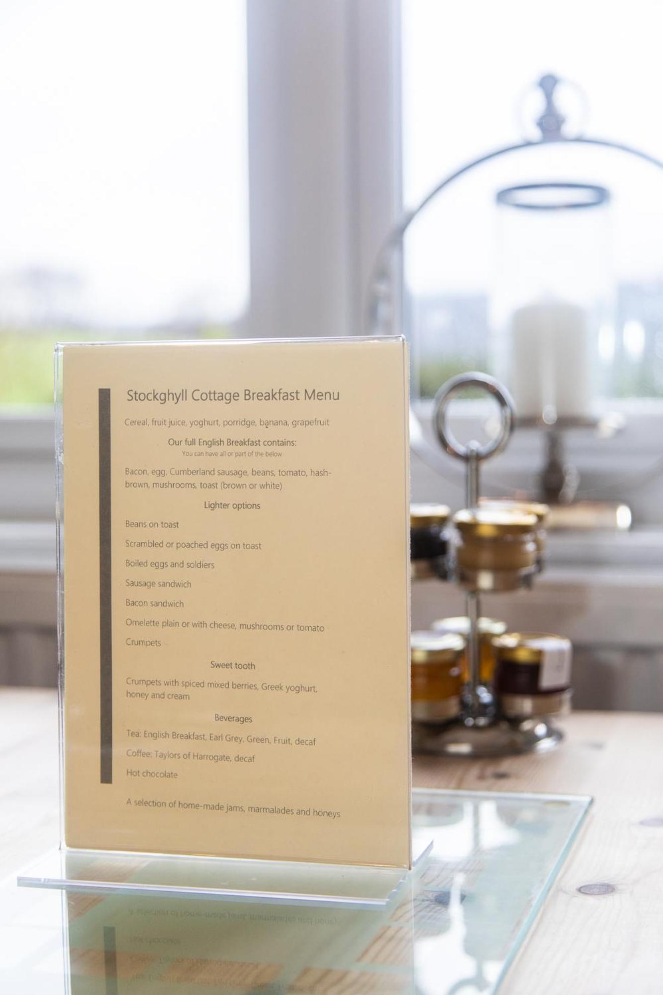 Stockghyll Cottage โบว์เนส ออน วินเดอเมียร์ ภายนอก รูปภาพ